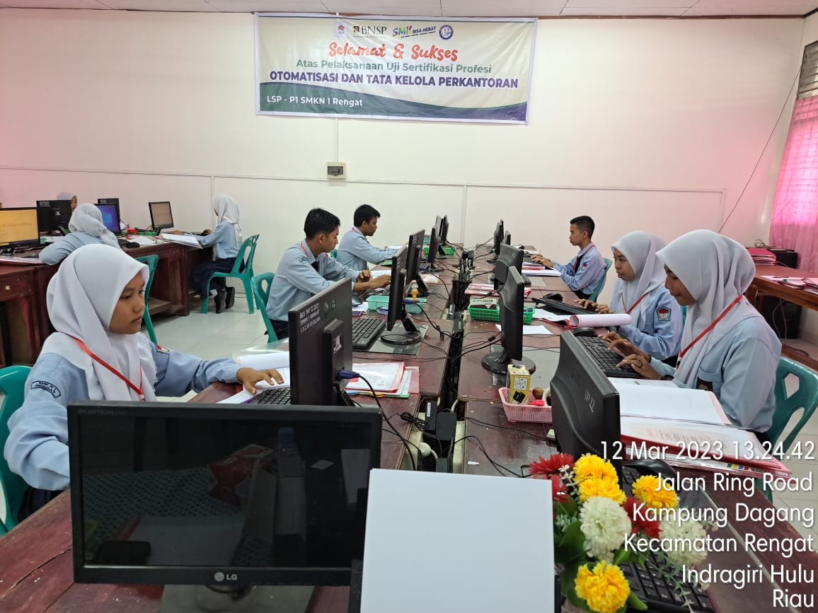 Pelaksanaan Uji Sertifikasi Kompetensi tahun 2023 IMG-20230313-WA0064.jpg